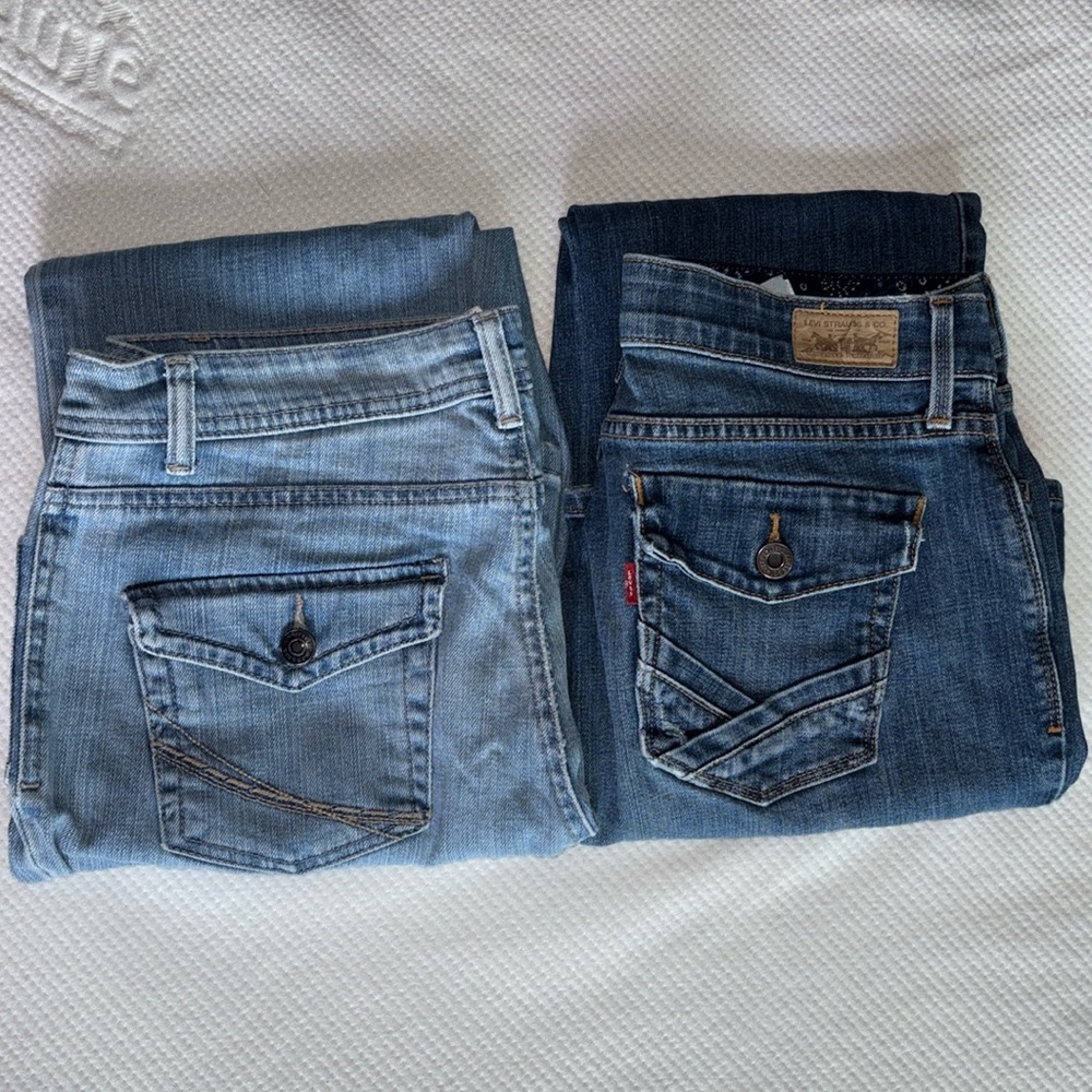 2 pair of women’s jeans size 10.